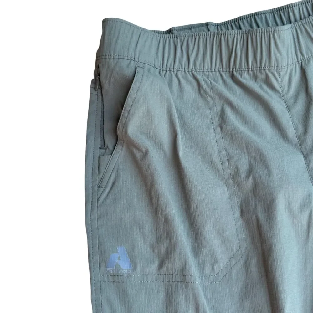 Eddie Bauer First Ascent Women’s Hiking Shorts Green Size 12 Outdoor Hiking EUC